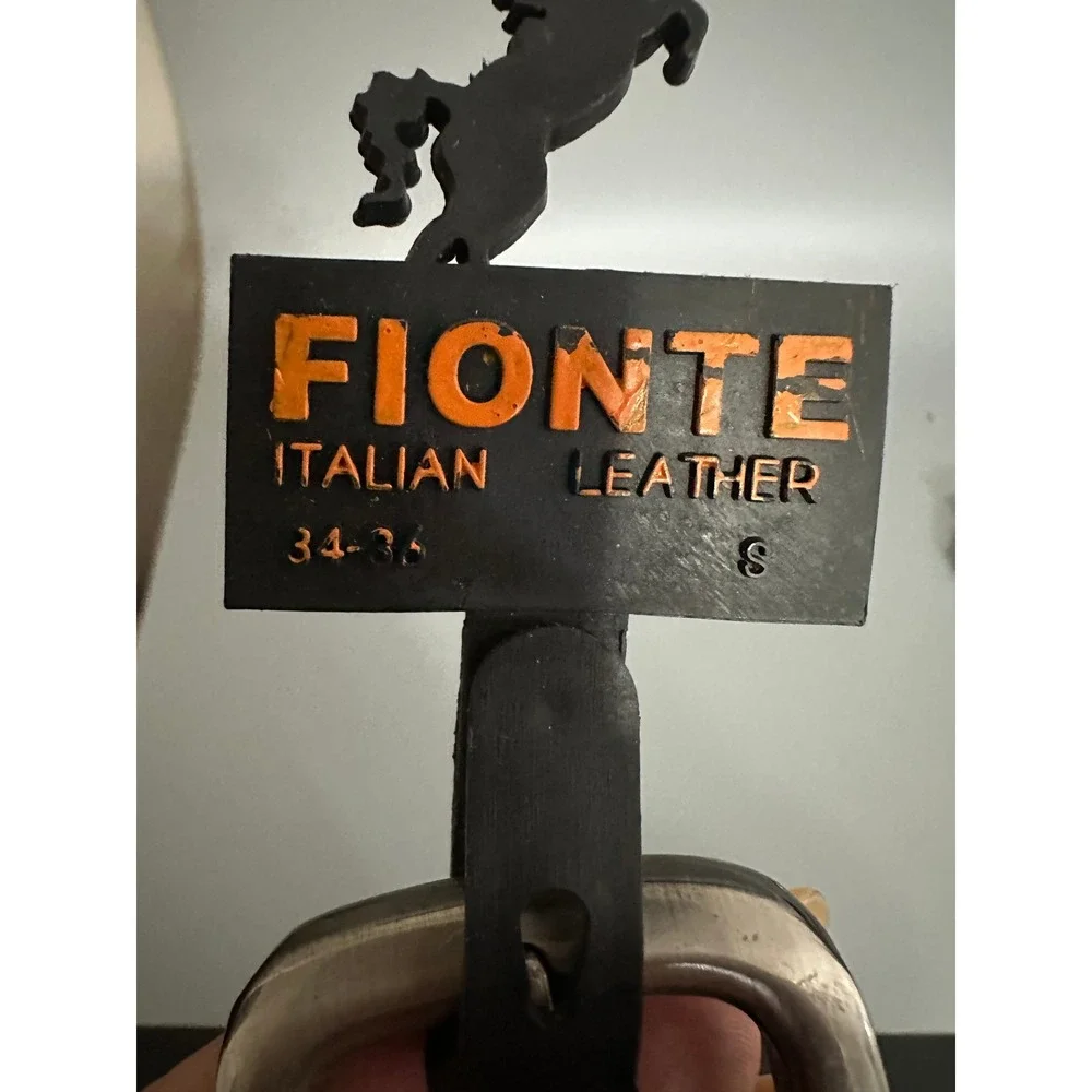 Fionte Italian Leather Belt Black Whipstitch Pebble Grain 34-36 Style 85278